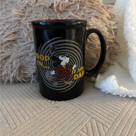 Disney Black Mug with Mickey Mouse in Red Suit - Picture 1 of 2